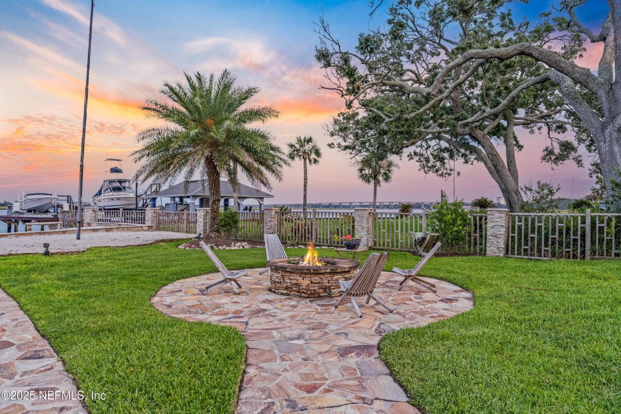 4235 Stacey Road E, Jacksonville, FL 32250 Photo