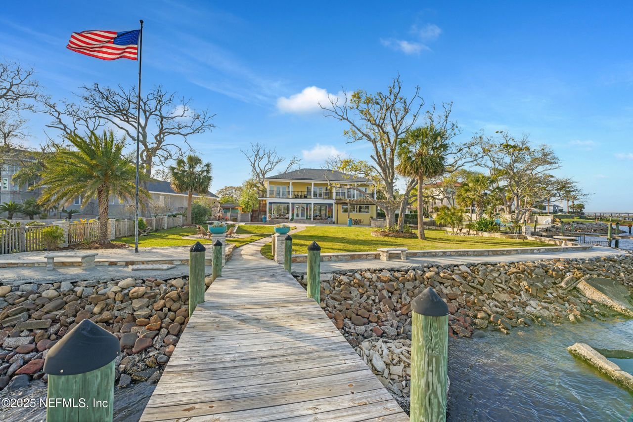 4235 Stacey Road E, Jacksonville, FL 32250 Photo