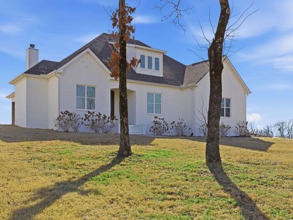 34325 Lakeview West Drive, Roland, AR 72135