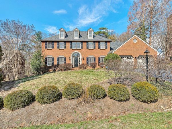 3535 Windsor Oaks CIR SW, Roanoke, VA 24018