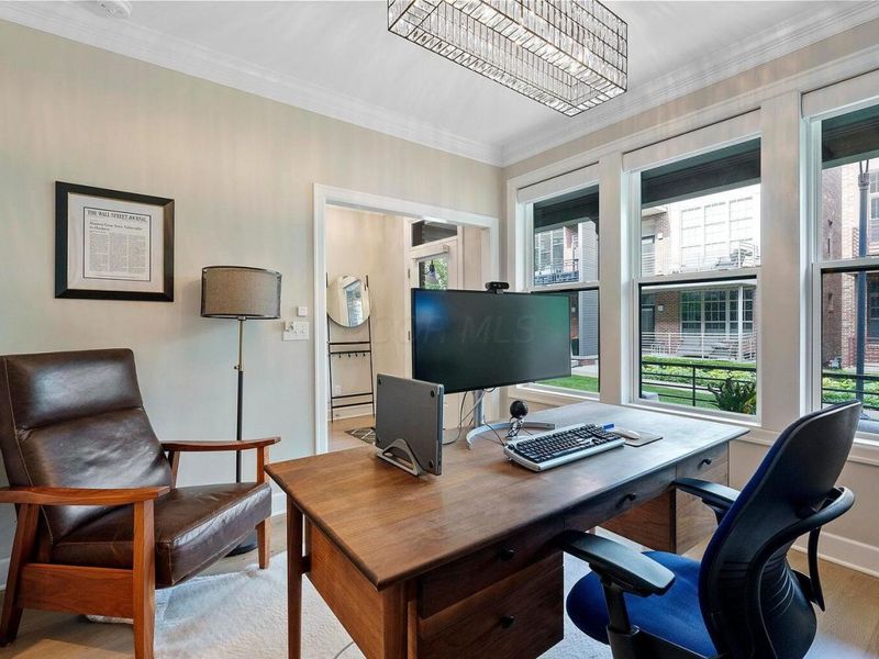 282 Neruda Avenue, Columbus, OH 43215 Photo 11