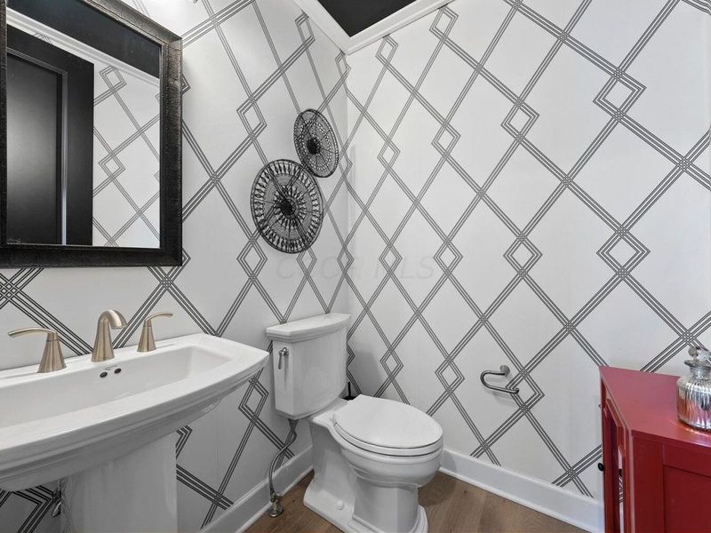 282 Neruda Avenue, Columbus, OH 43215 Photo 30