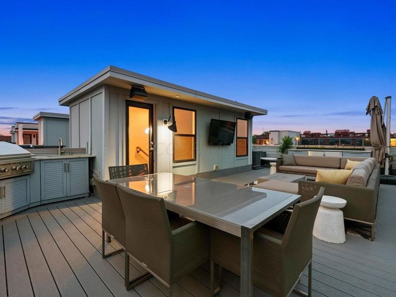 282 Neruda Avenue, Columbus, OH 43215 Photo 61