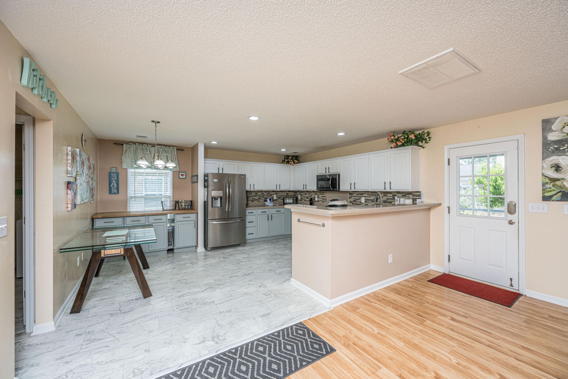 1138 Moss Grove Drive Photo 9