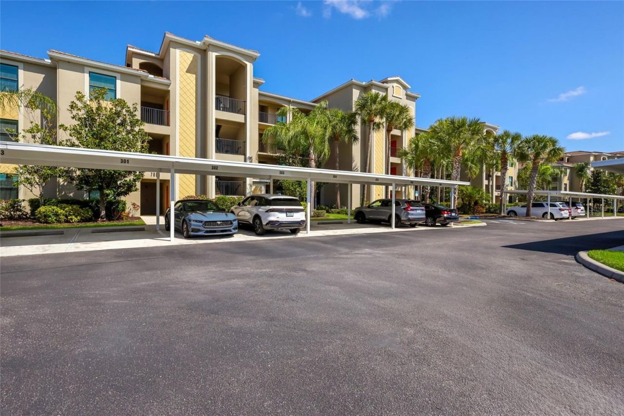 7005 River Hammock Drive, Unit 304, Bradenton, FL 34212 Photo