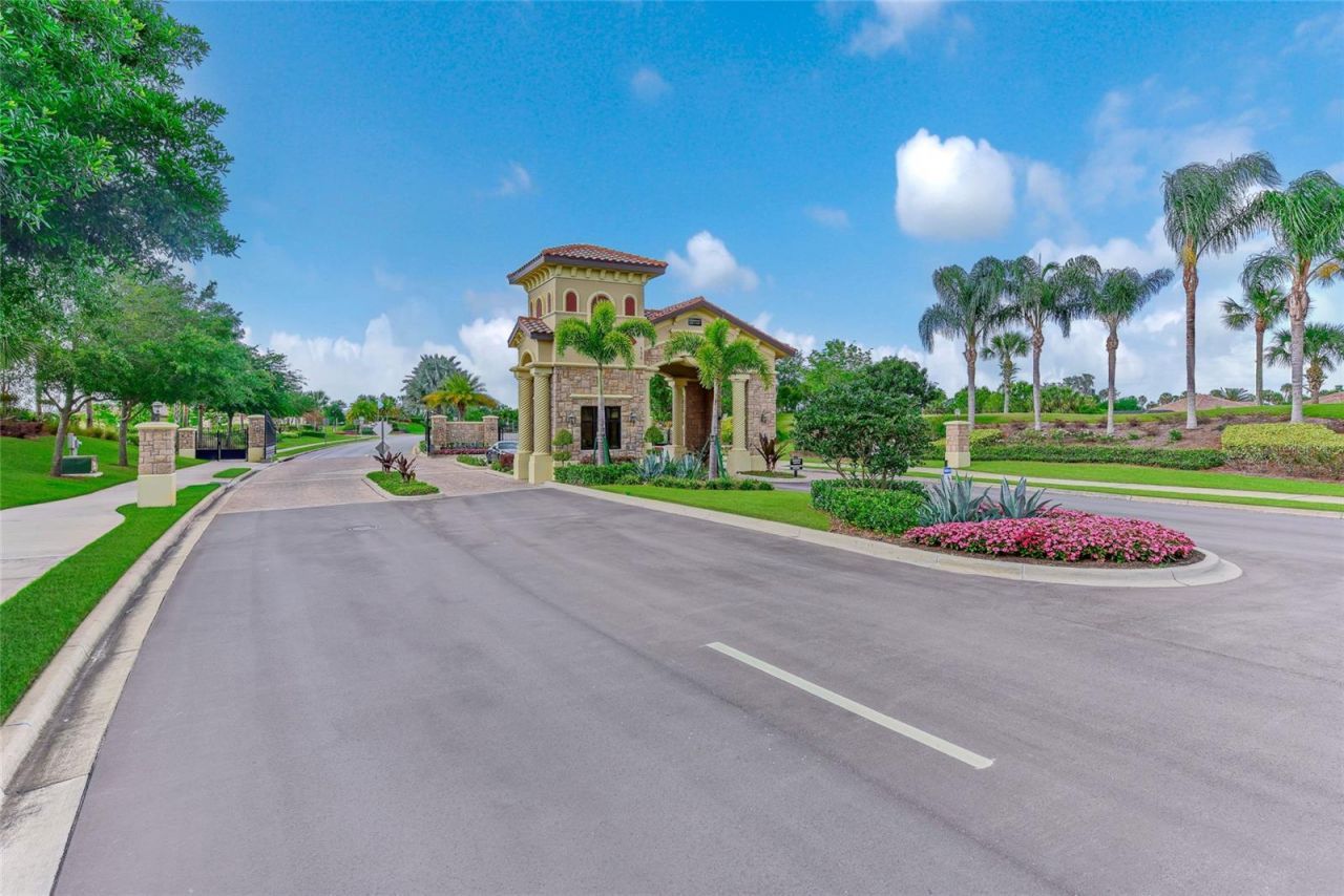 7005 River Hammock Drive, Unit 304, Bradenton, FL 34212 Photo