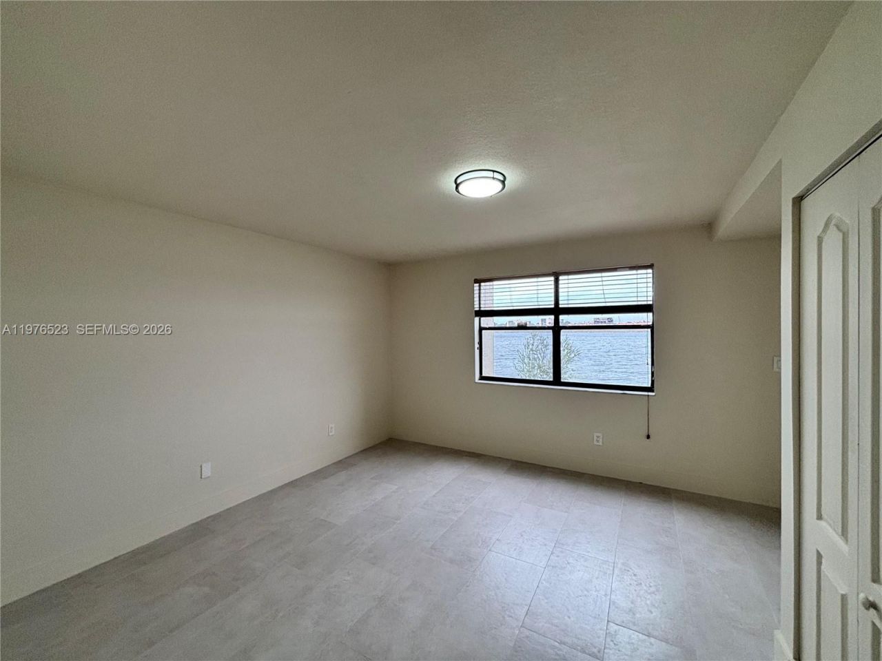 605 Ives Dairy Rd , Unit 102-7, Miami, FL 33179 Photo