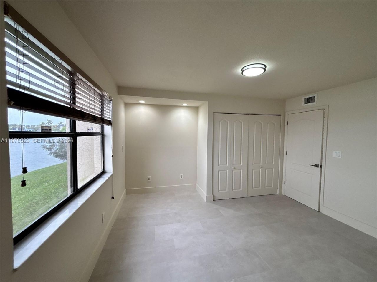 605 Ives Dairy Rd , Unit 102-7, Miami, FL 33179 Photo