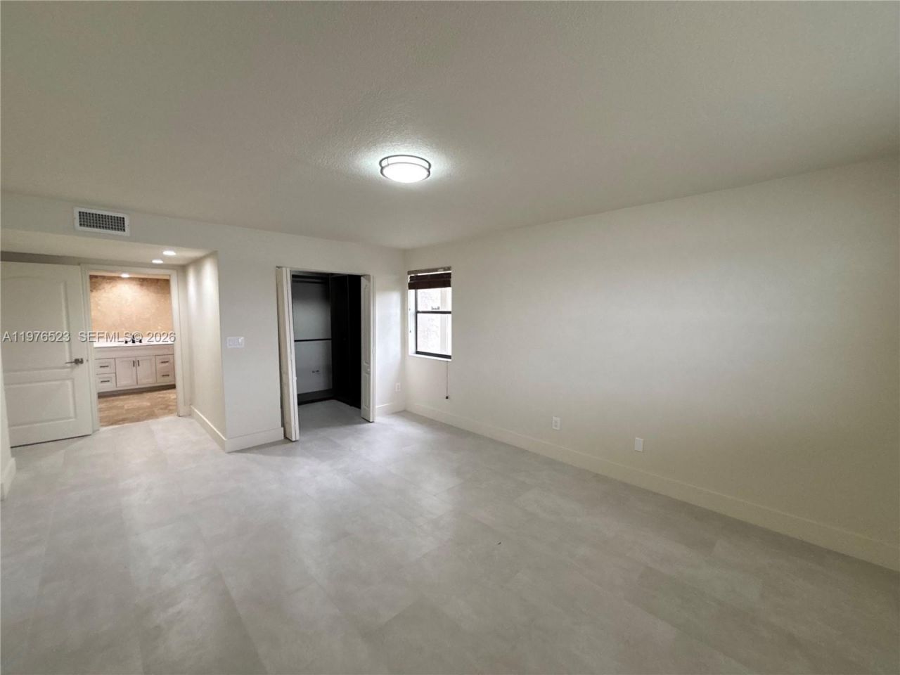 605 Ives Dairy Rd , Unit 102-7, Miami, FL 33179 Photo