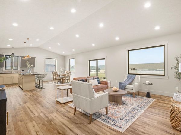 335 Warner Avenue, Lewiston, ID 83501