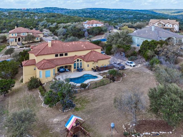 322 Santa Domingo, Helotes, TX 78023