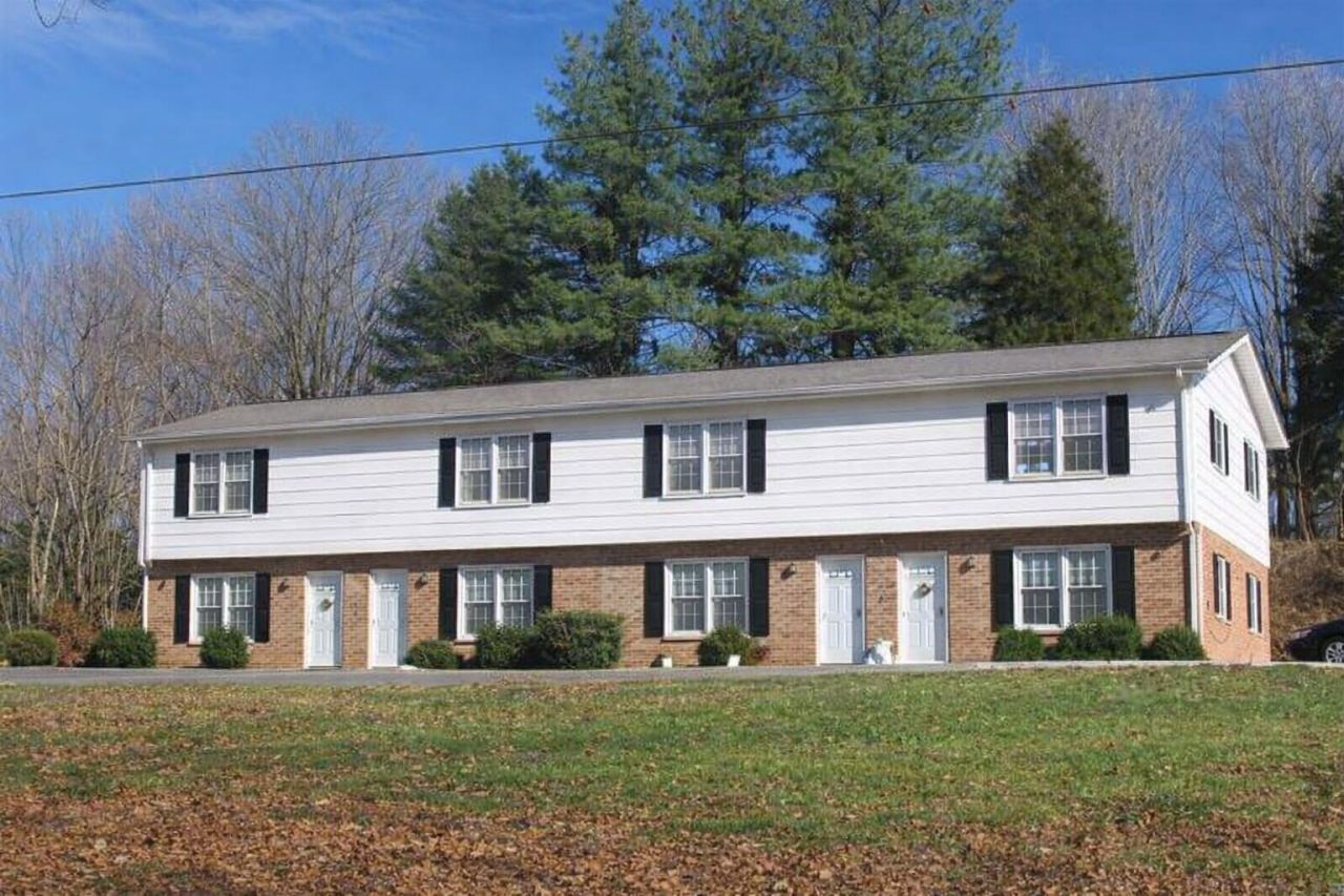 60 Sunrise Rd, Unit 60-66, Rocky Mount, VA 24151 Main Photo