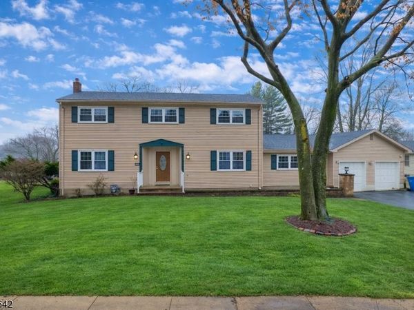 1040 Hillside Drive, North Brunswick, NJ 08902