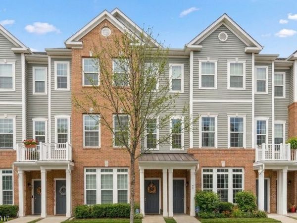 75 Wesmont Dr, Wood-Ridge, NJ 07075