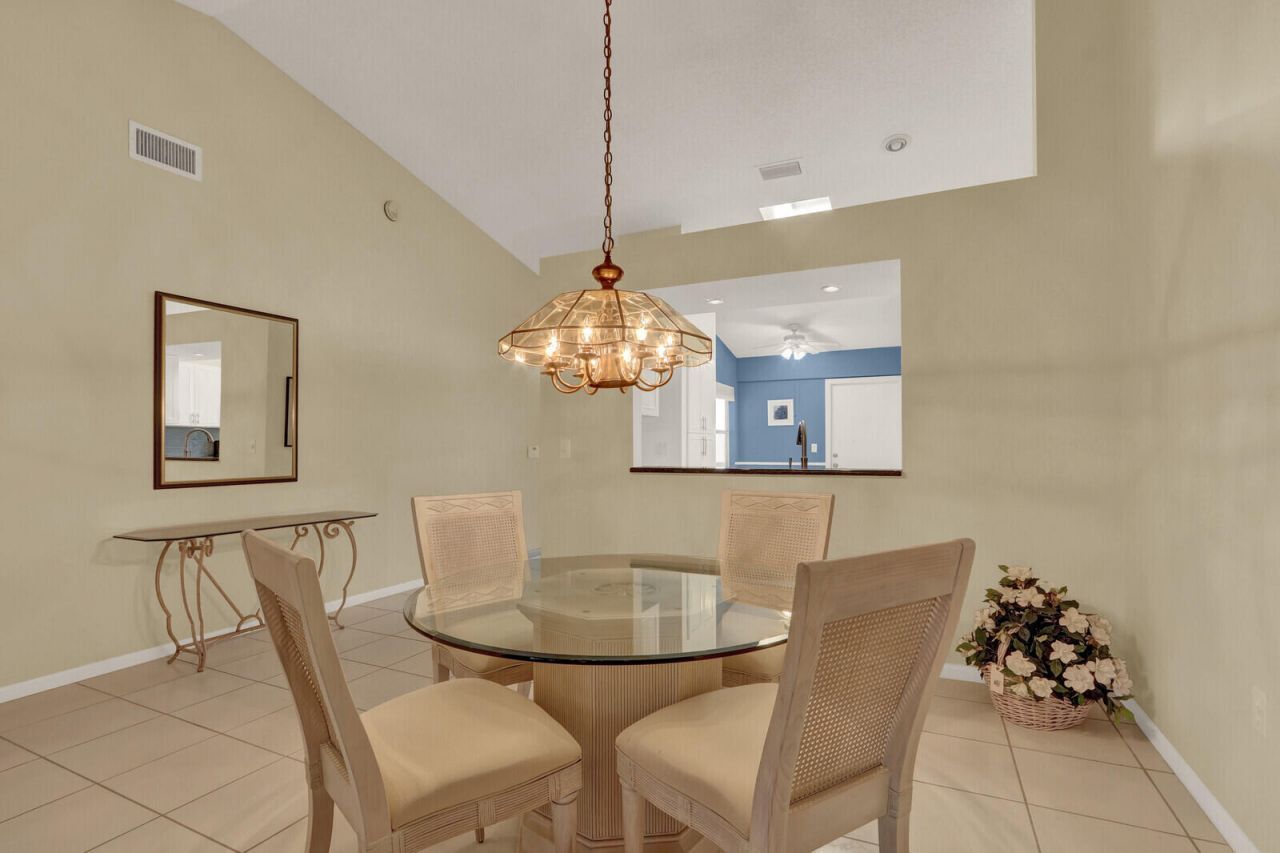 9904 Summerbrook Terrace, Unit B, Boynton Beach, FL 33437 Photo
