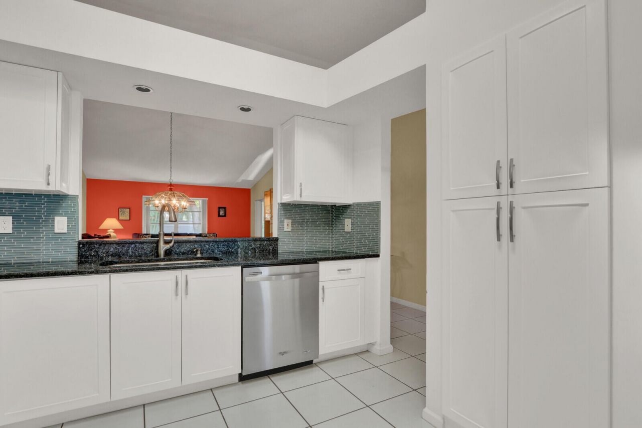9904 Summerbrook Terrace, Unit B, Boynton Beach, FL 33437 Photo