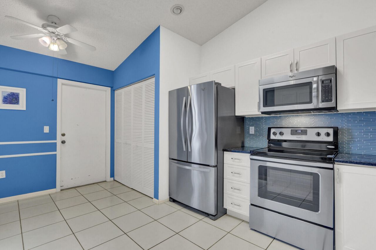 9904 Summerbrook Terrace, Unit B, Boynton Beach, FL 33437 Photo