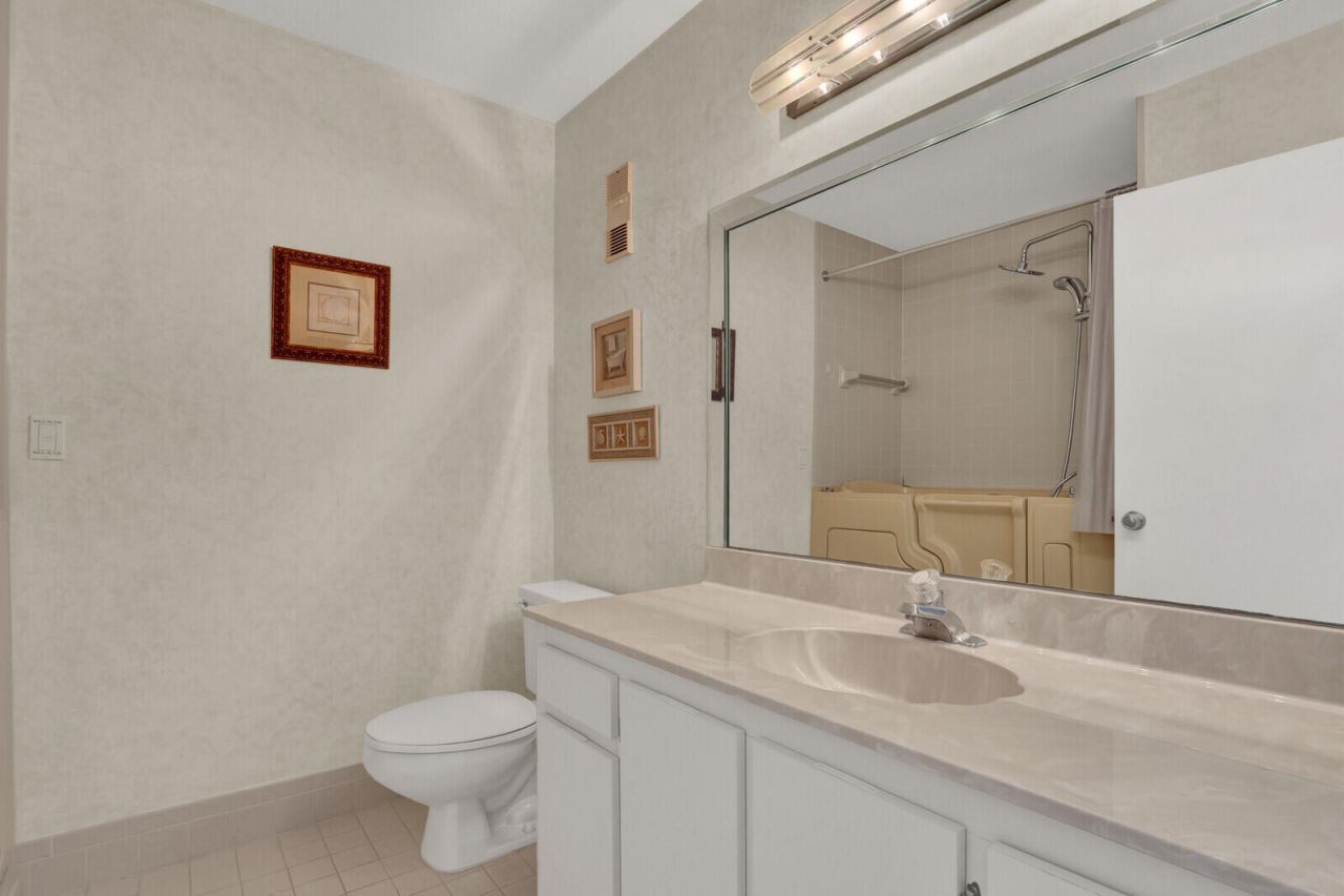 9904 Summerbrook Terrace, Unit B, Boynton Beach, FL 33437 Photo