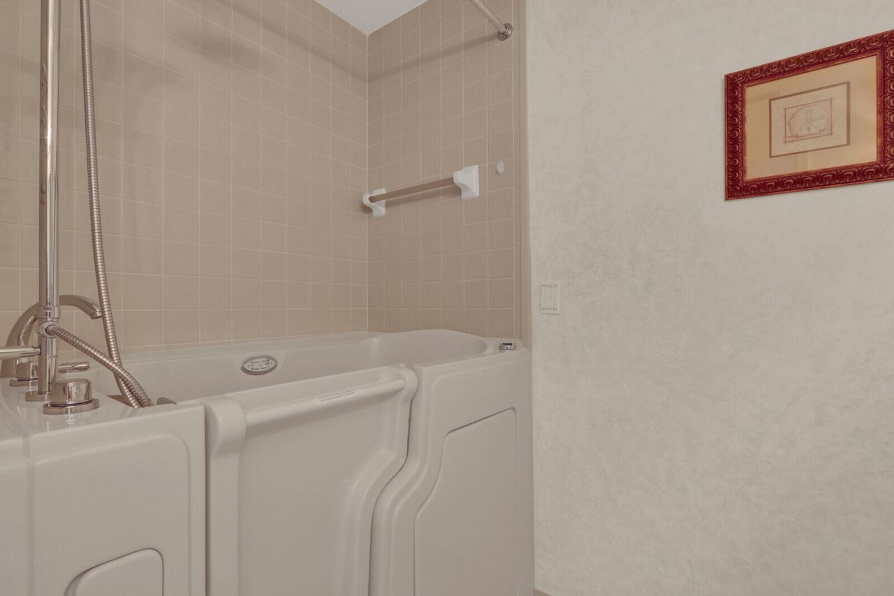 9904 Summerbrook Terrace, Unit B, Boynton Beach, FL 33437 Photo