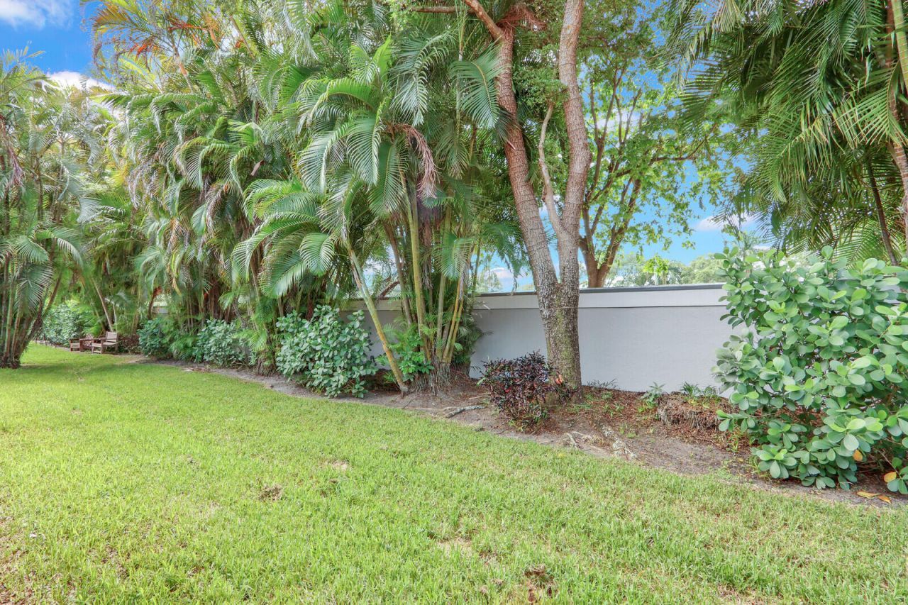 9904 Summerbrook Terrace, Unit B, Boynton Beach, FL 33437 Photo
