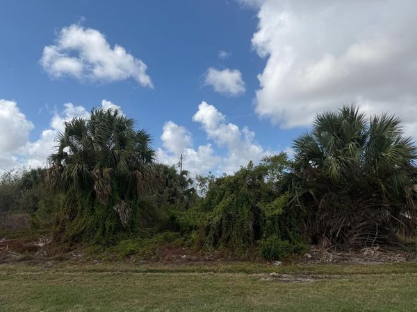 1658 SW Hampshire Lane, Port St. Lucie, FL 34953