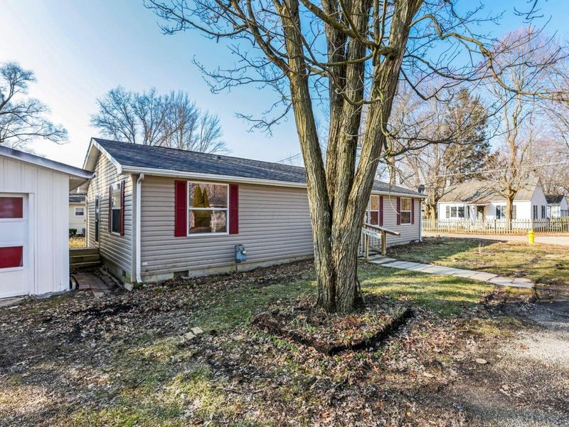 215 Barton Street, Ashley, OH 43003 Photo 3