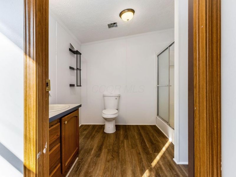 215 Barton Street, Ashley, OH 43003 Photo 32