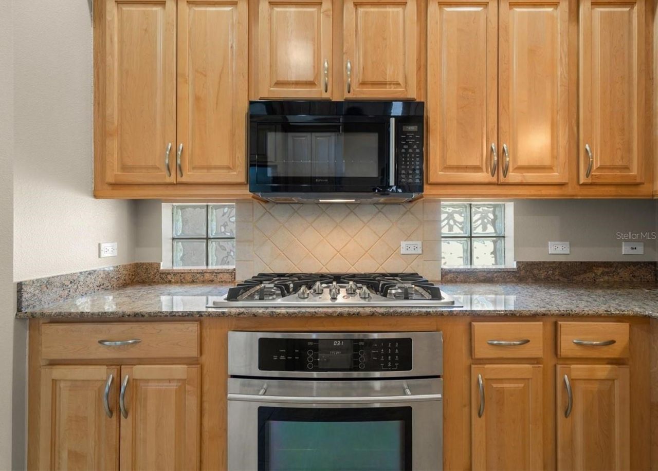 312 11th Avenue E, Palmetto, FL 34221 Photo