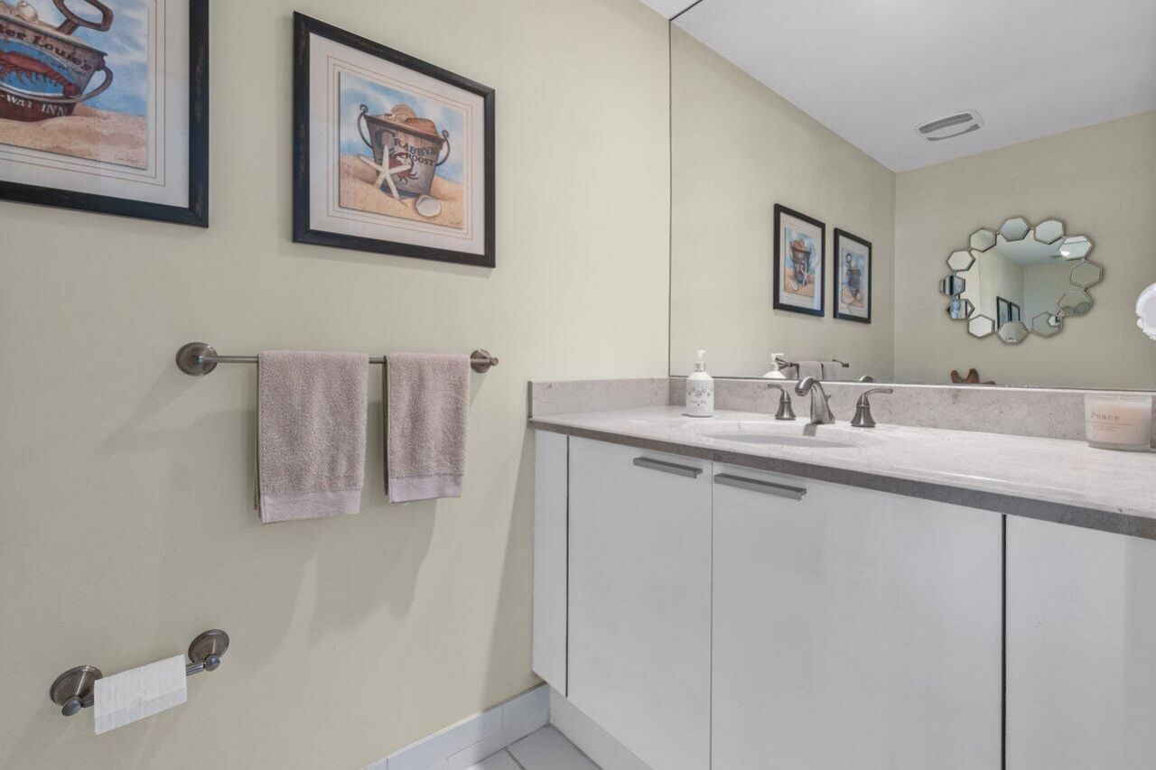 2650 Lake Shore Drive, Unit 302, Riviera Beach, FL 33404 Photo