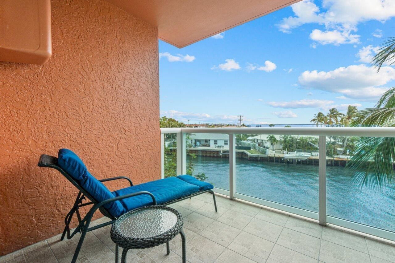 2650 Lake Shore Drive, Unit 302, Riviera Beach, FL 33404 Photo