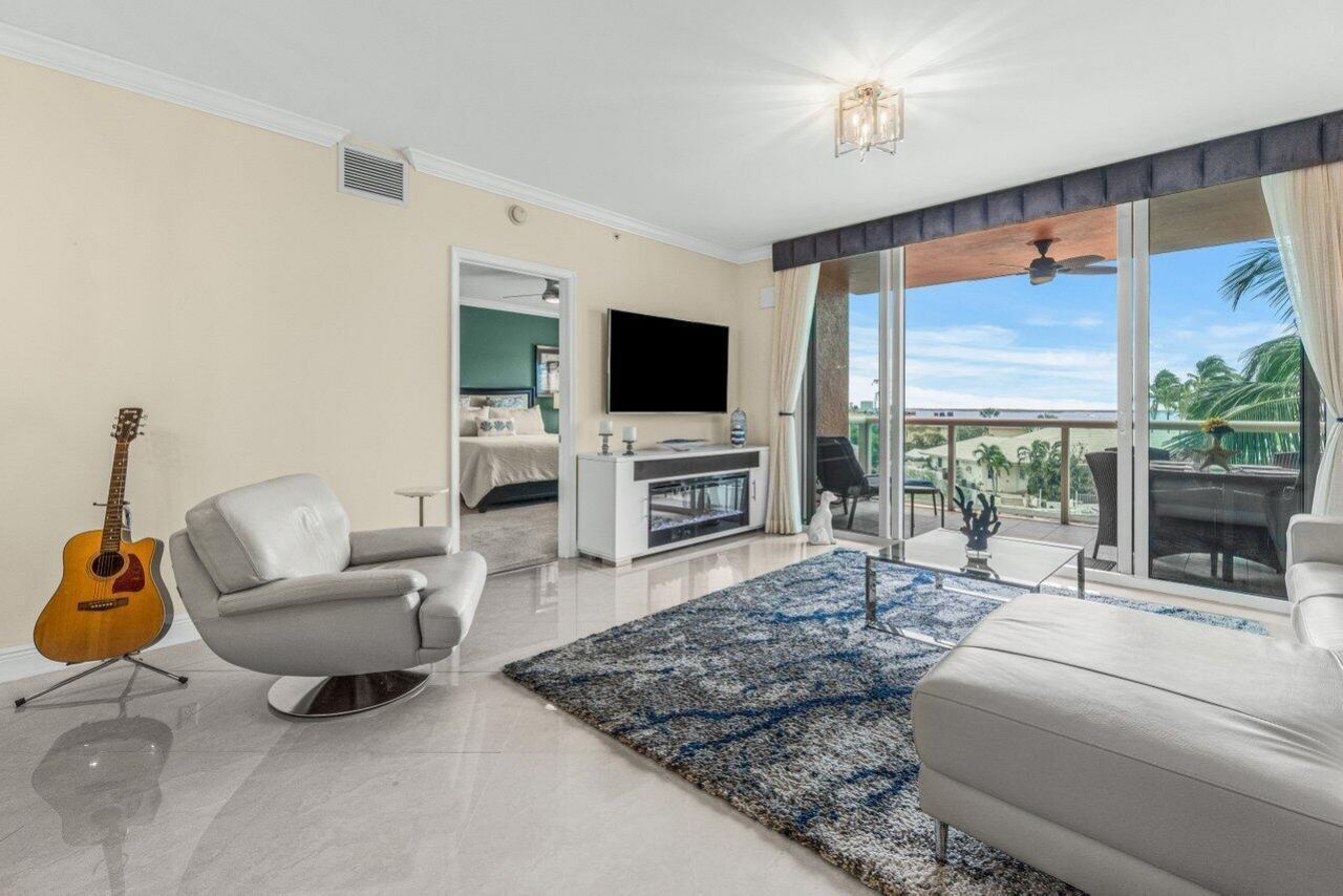 2650 Lake Shore Drive, Unit 302, Riviera Beach, FL 33404 Photo