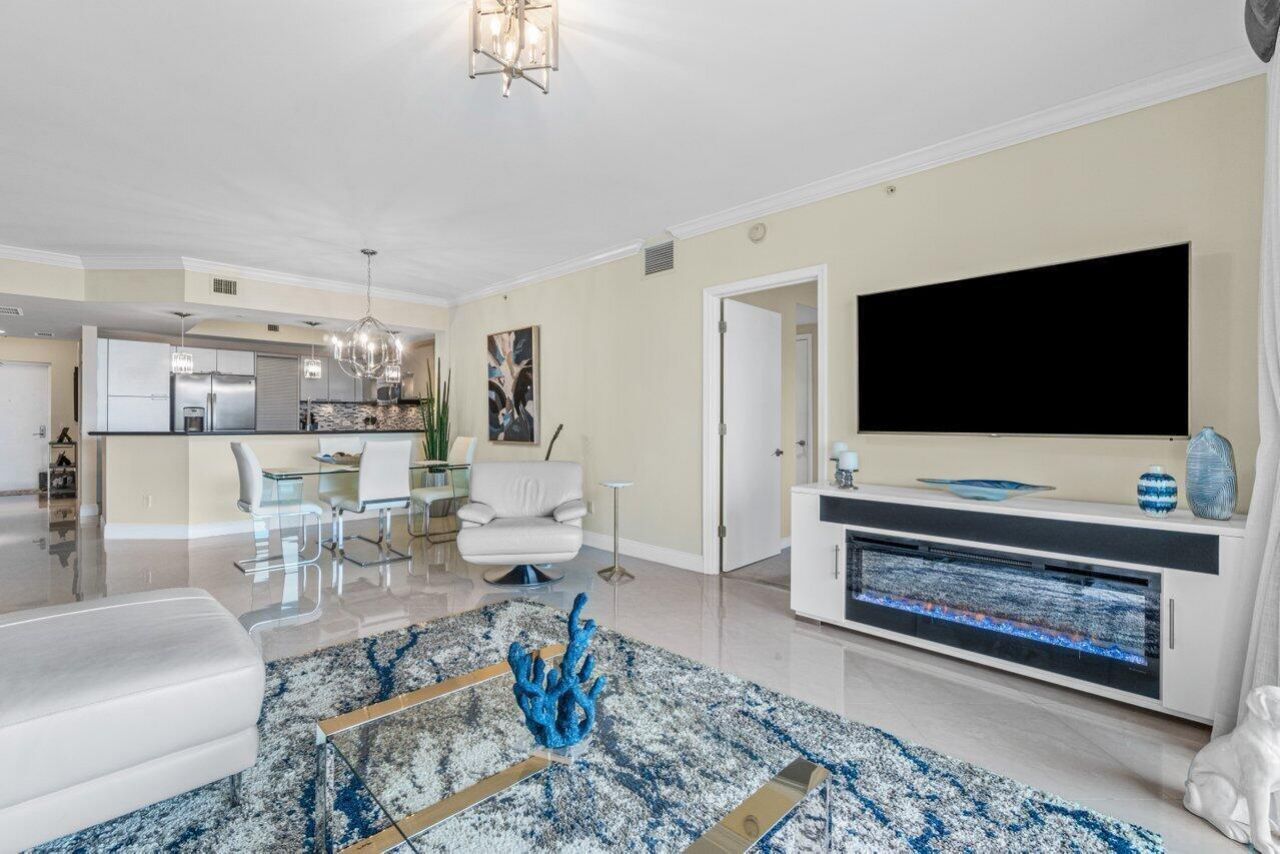 2650 Lake Shore Drive, Unit 302, Riviera Beach, FL 33404 Photo