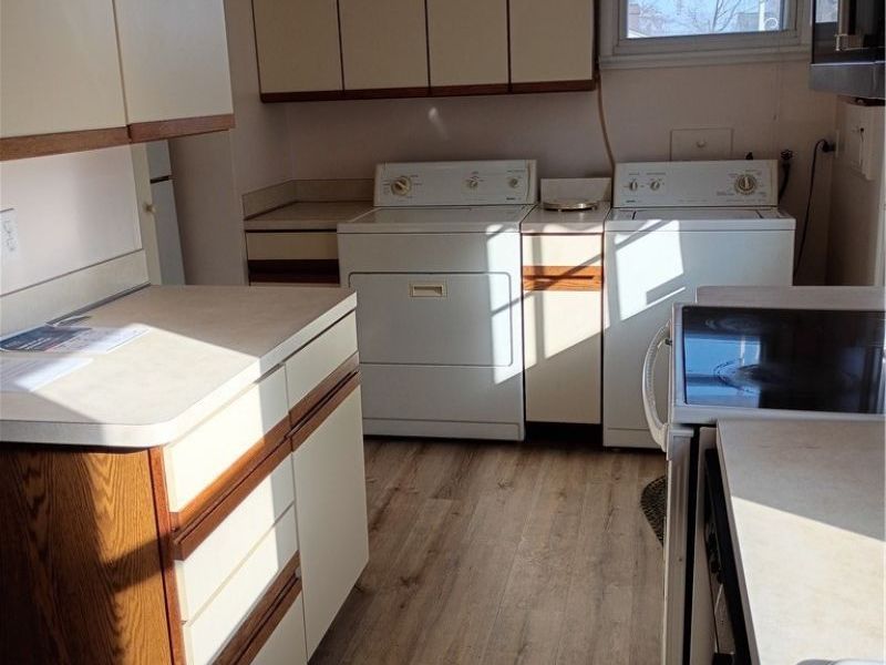 3415 Center Drive, Parma, OH 44134 Photo 3