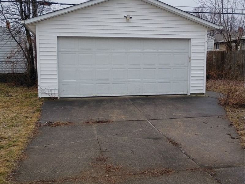 3415 Center Drive, Parma, OH 44134 Photo 8