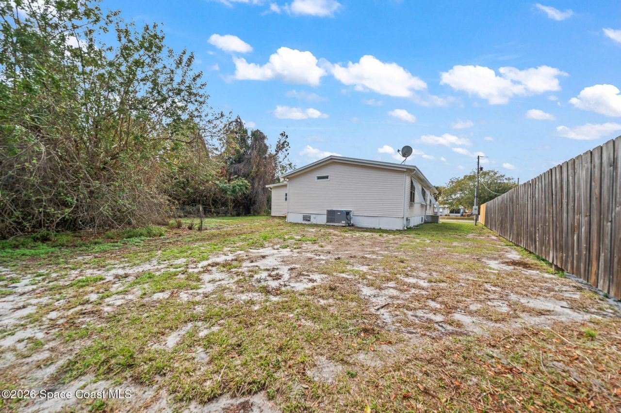 935 Falcon Drive, Micco, FL 32976 Photo