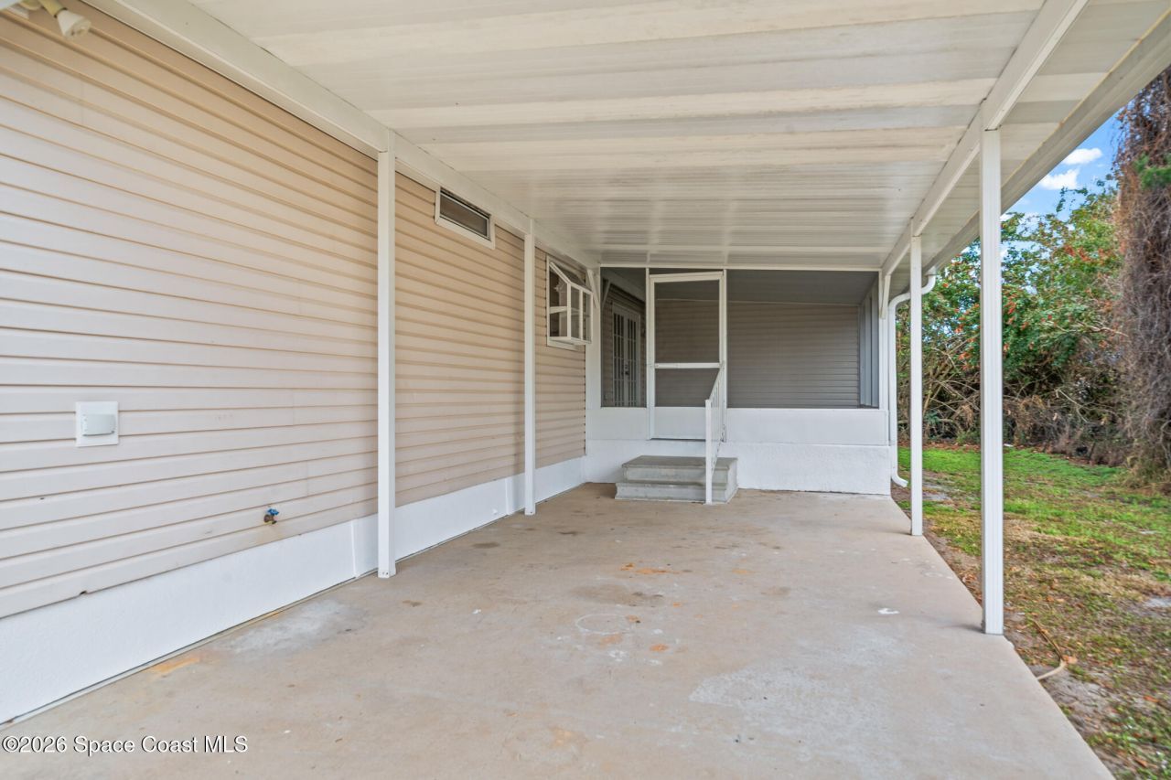 935 Falcon Drive, Micco, FL 32976 Photo