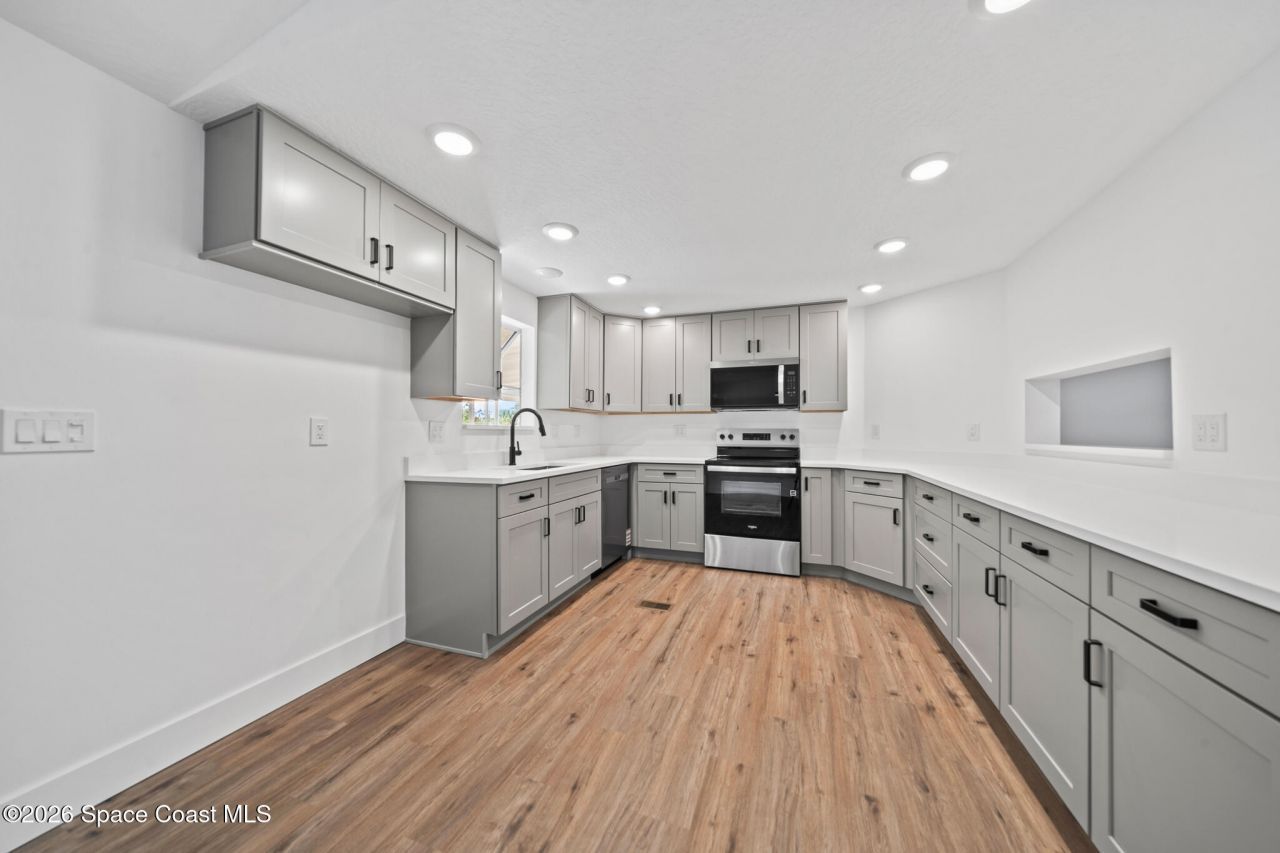 935 Falcon Drive, Micco, FL 32976 Photo