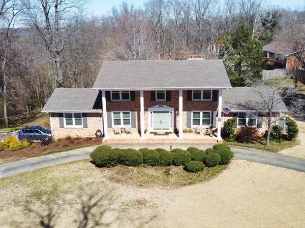 302 DARBY Ave, Sheffield, AL 35660