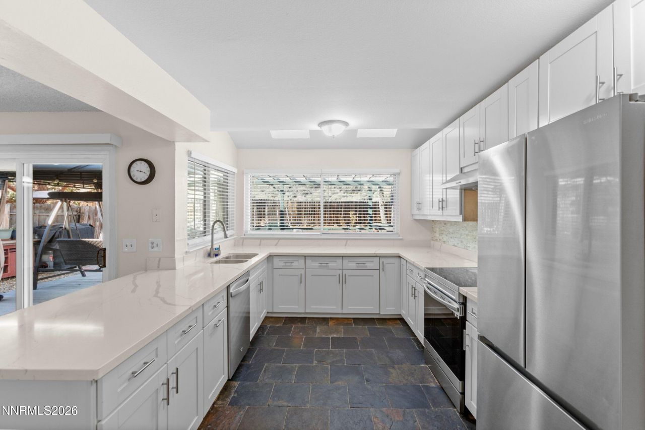 7100 Peppermint Drive, Reno, NV 89506 Photo