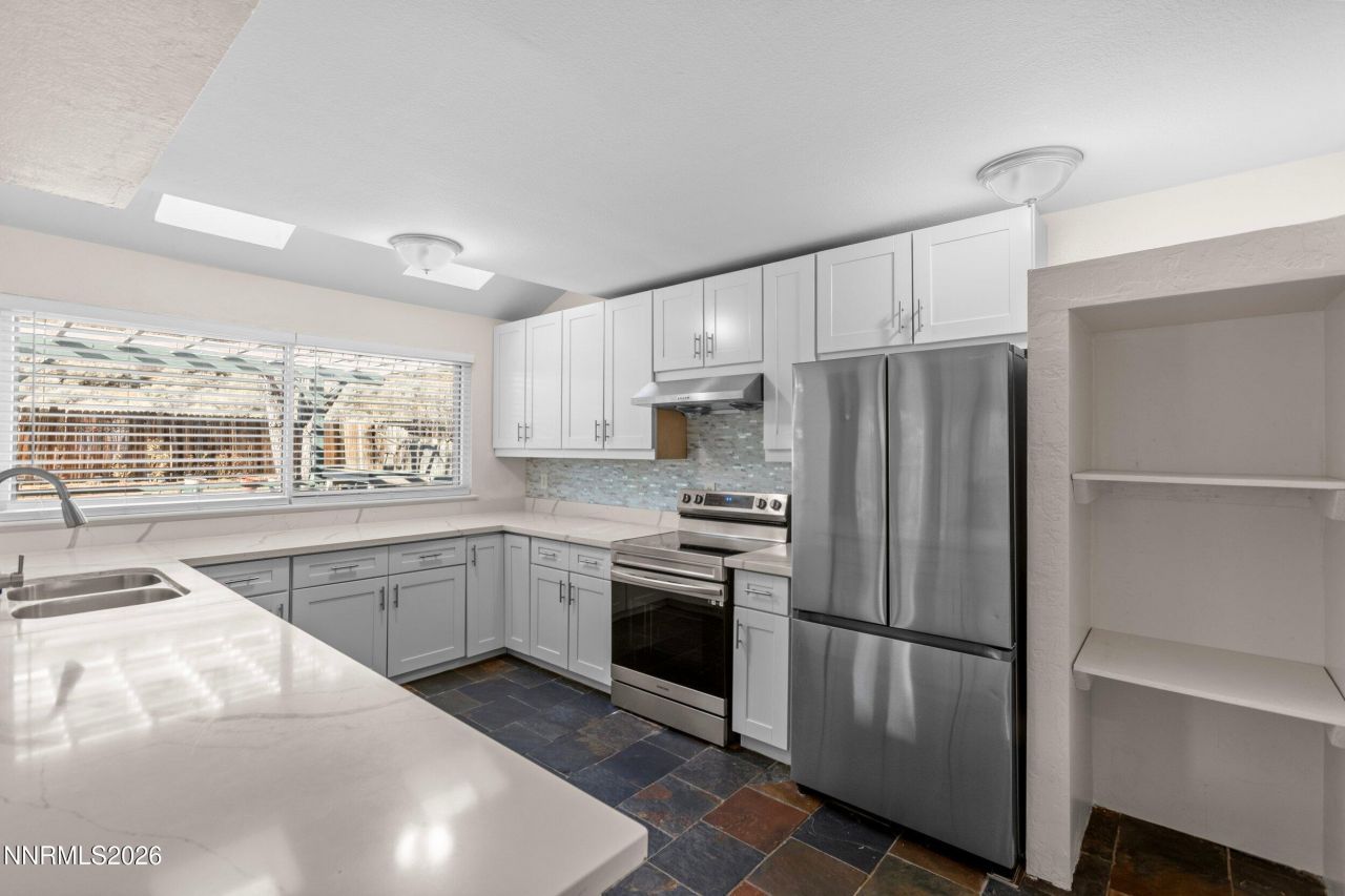 7100 Peppermint Drive, Reno, NV 89506 Photo