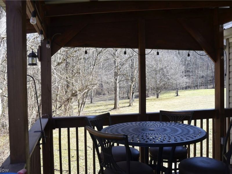 2654 Darlington Drive, Zanesville, OH 43701 Photo 8