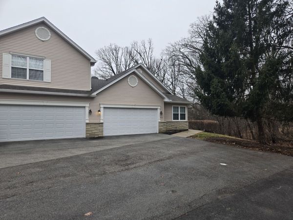 927 Treeline Court , Lockport, IL 60441