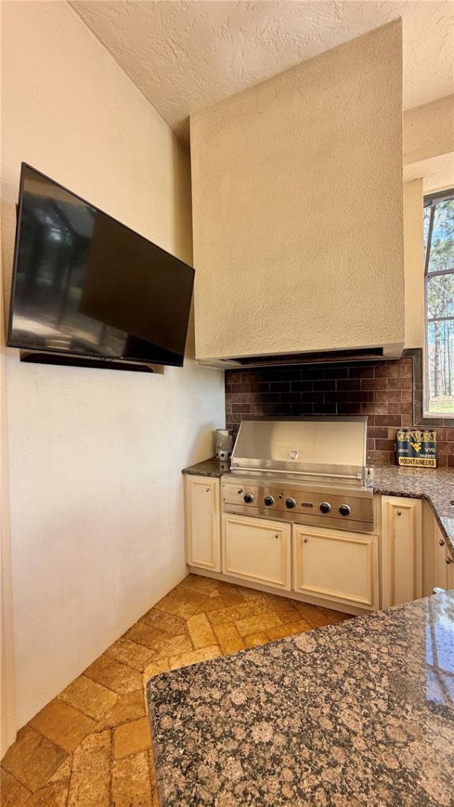 6717 SW 179th Avenue Road, Dunnellon, FL 34432 Photo