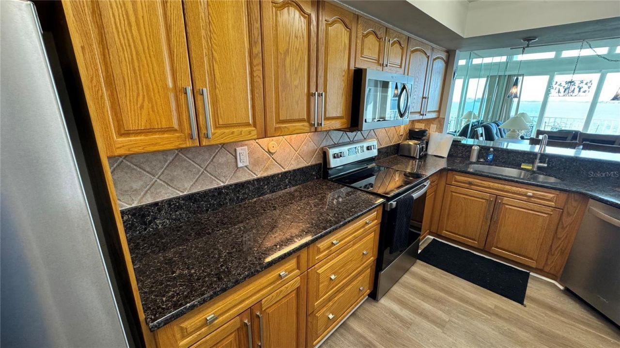 5279 Isla Key Boulevard S, Unit 410, Saint Petersburg, FL 33715 Photo