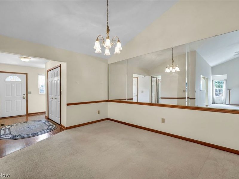 30640 Jasmine Court, Unit 61B, North Olmsted, OH 44070 Photo 12