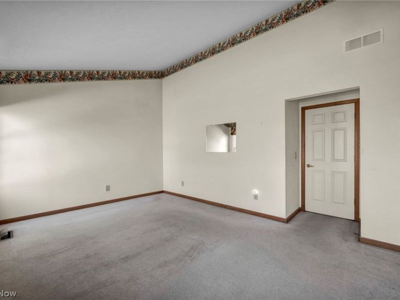 30640 Jasmine Court, Unit 61B, North Olmsted, OH 44070 Photo 23