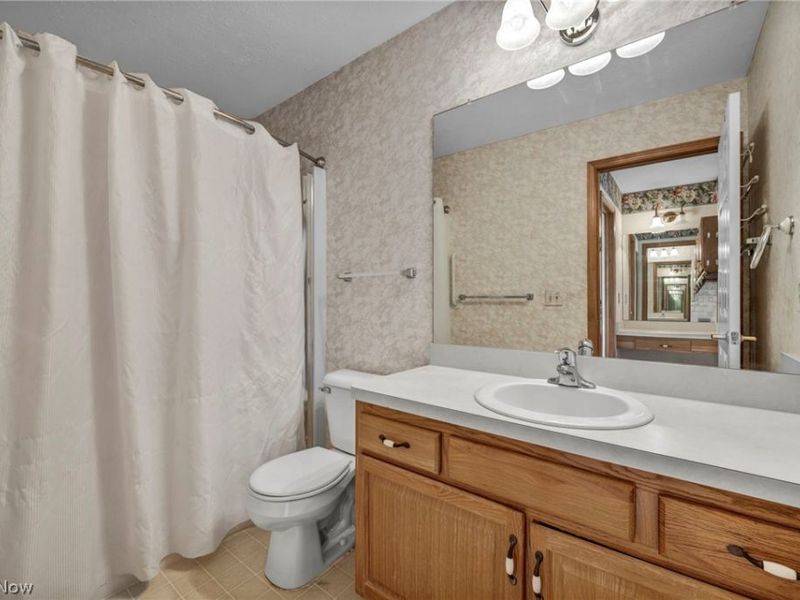 30640 Jasmine Court, Unit 61B, North Olmsted, OH 44070 Photo 25