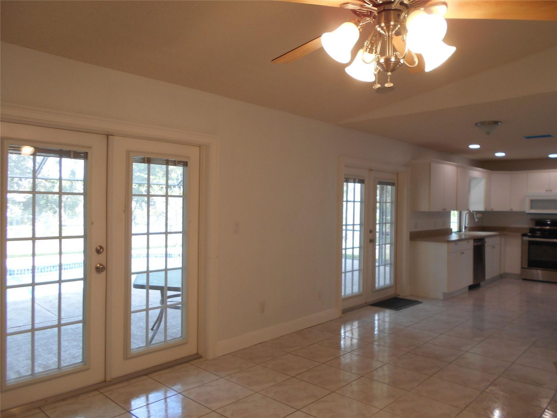 3980 NW 114th Avenue, Coral Springs, FL 33065 Photo