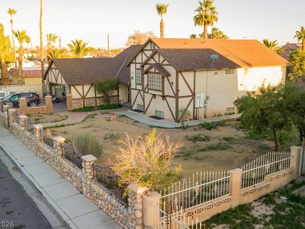 4877 Patterson Avenue, Las Vegas, NV 89104