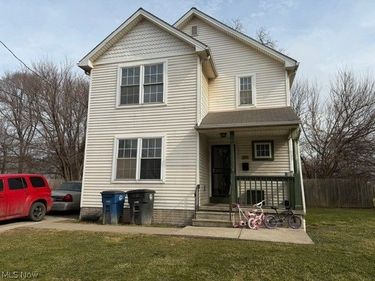 3271 E 48th Street, Cleveland, OH 44127